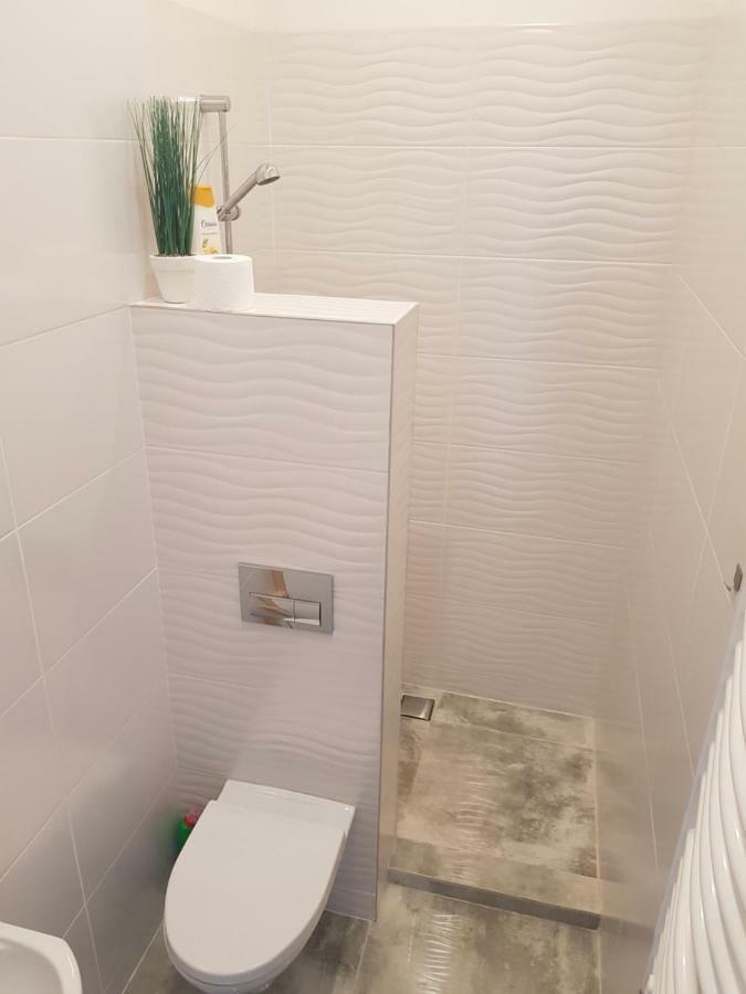 Apartament Piano Mini Appartement Malbork Buitenkant foto