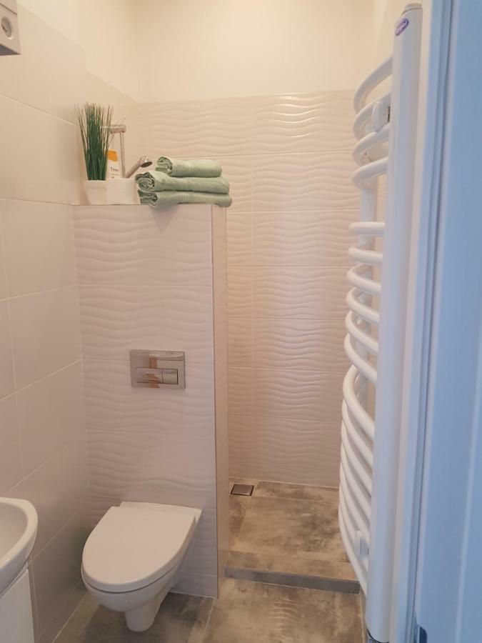 Apartament Piano Mini Appartement Malbork Buitenkant foto